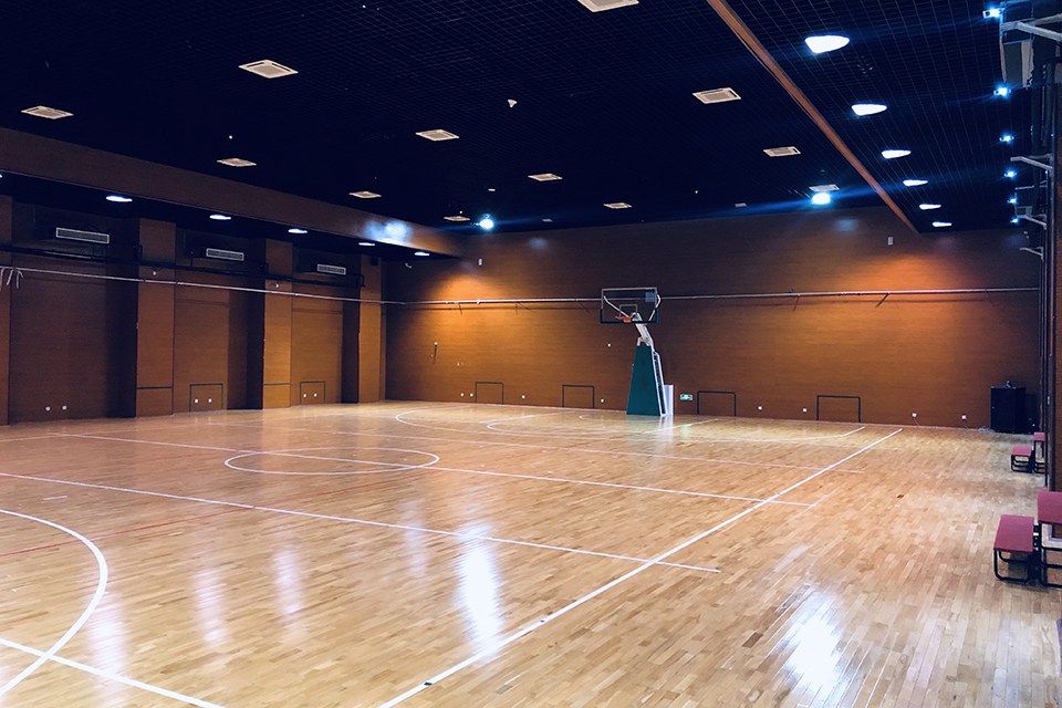 北京市自忠小学 